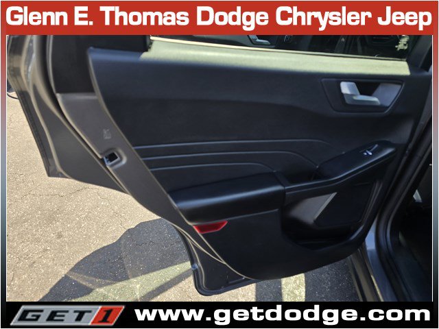 Used 2025 Ford Escape Platinum AWD/4WD image 27