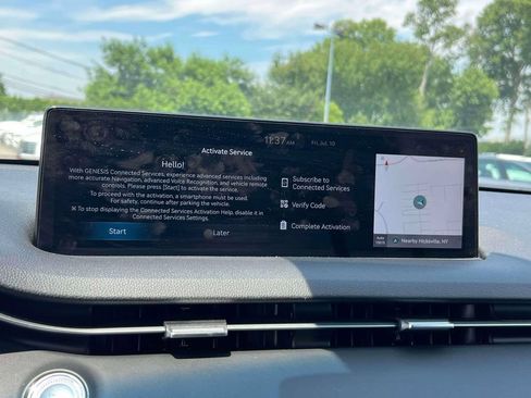 Certified 2023 Genesis GV70 2.5T w/ Advanced Package AWD/4WD image 28