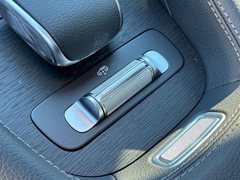 New 2026 Mercedes-Benz GLS 450 4MATIC image 25