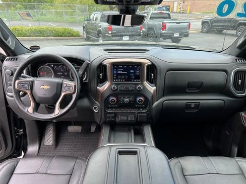 Certified 2020 Chevrolet Silverado 1500 High Country w/ Technology Package AWD/4WD image 14