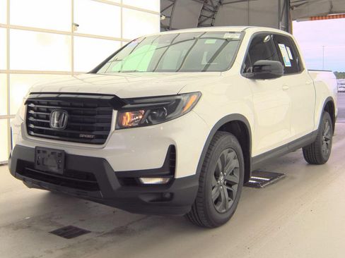 Used 2022 Honda Ridgeline Sport image 1