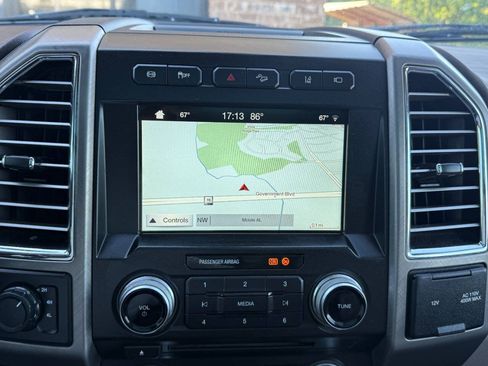 Used 2018 Ford F350 Limited w/ FX4 4x4 Off Road Package image 28