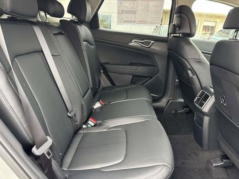 New 2026 Kia Sportage EX AWD/4WD image 13