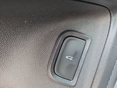 Used 2026 Chevrolet Blazer EV LT FWD image 28