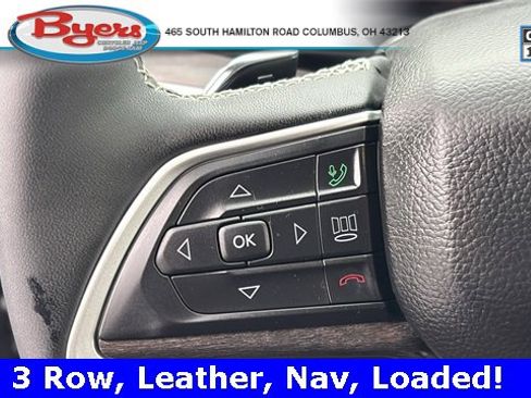 Used 2023 Jeep Grand Cherokee L Limited w/ Luxury Tech Group II image 18