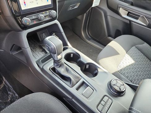 New 2025 Ford Ranger XLT w/ FX4 Off-Road Package image 17