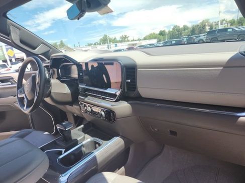 Used 2024 Chevrolet Silverado 1500 LTZ w/ LTZ Premium Package AWD/4WD image 14