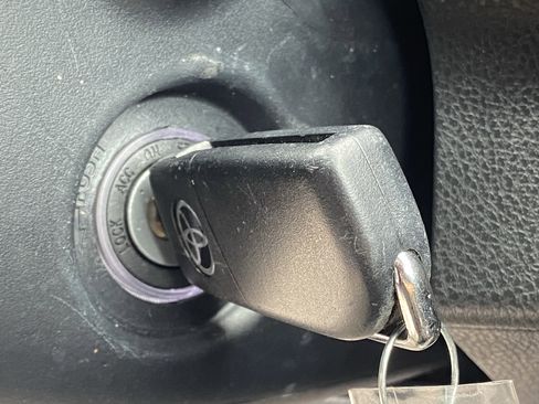 Certified 2023 Toyota Camry SE FWD image 24