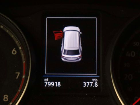 Used 2019 Volkswagen Atlas SE w/ Towing Package image 5