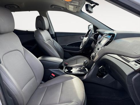 Used 2017 Hyundai Santa Fe Sport 2.0T image 15