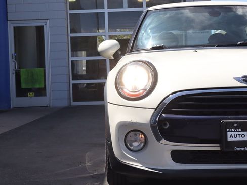 Used 2017 MINI Cooper 2-Door Hardtop FWD image 25
