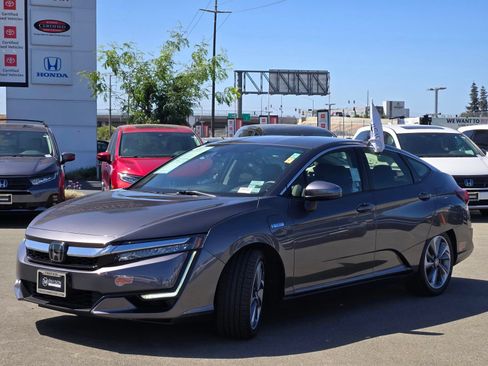 Used 2019 Honda Clarity Touring image 3