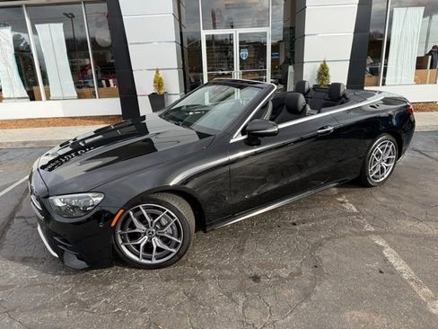 Used 2023 Mercedes-Benz E 450 4MATIC Cabriolet image 6