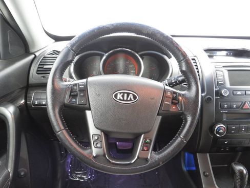 Used 2013 Kia Sorento SX AWD/4WD image 16
