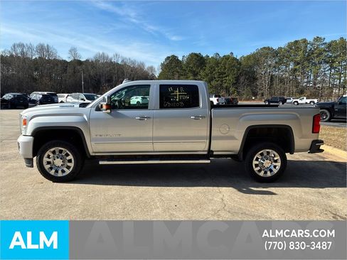 Used 2019 GMC Sierra 2500 Denali w/ Duramax Plus Package image 10