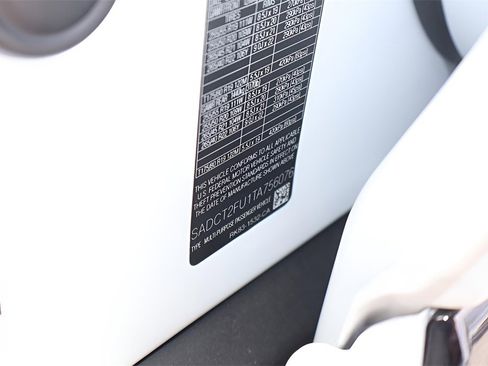 New 2026 Jaguar F-PACE R-Dynamic S image 29