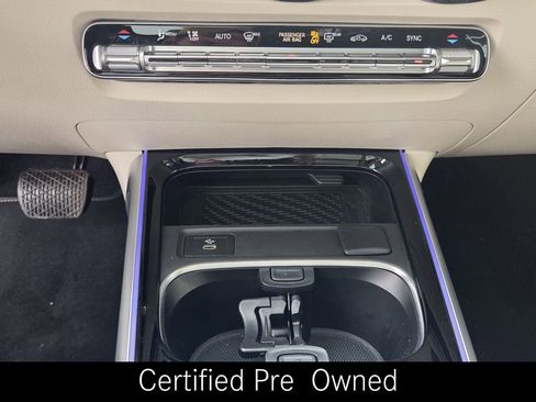 Certified 2025 Mercedes-Benz GLB 250 4MATIC image 25