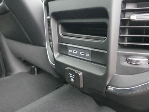 New 2026 RAM 2500 Laramie w/ Night Edition AWD/4WD image 15
