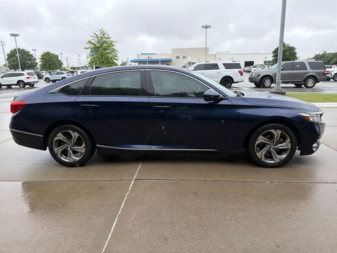 Used 2018 Honda Accord EX-L image 6