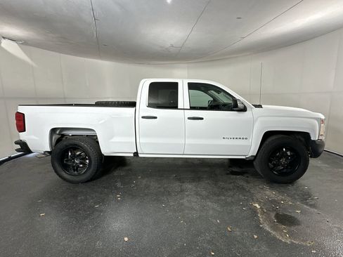 Used 2019 Chevrolet Silverado 1500 W/T w/ WT Convenience Package image 9