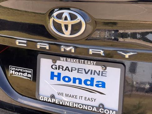 Used 2018 Toyota Camry XSE w/ Audio Package FWD image 8
