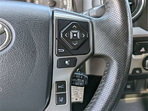 Used 2019 Toyota Tacoma TRD Sport image 24