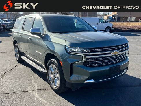 Certified 2023 Chevrolet Suburban Premier image 5