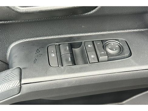 New 2026 Toyota Tacoma SR image 12