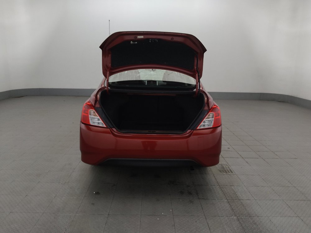 Used 2019 Nissan Versa SV FWD image 29