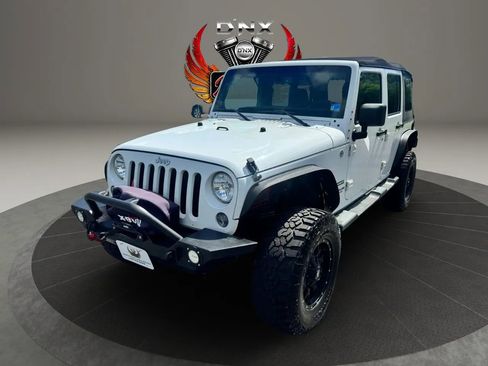 Used 2014 Jeep Wrangler Unlimited Sport w/ Quick Order Package 24S AWD/4WD image 2