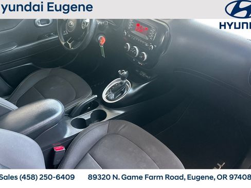 Used 2016 Kia Soul FWD image 19