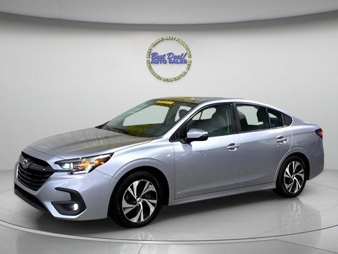 Used 2023 Subaru Legacy Premium image 1
