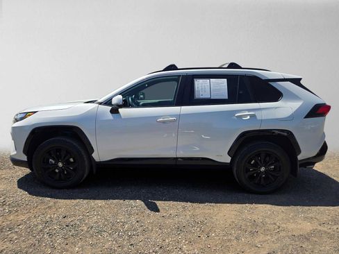 Used 2025 Toyota RAV4 SE w/ Convenience Package AWD/4WD image 7