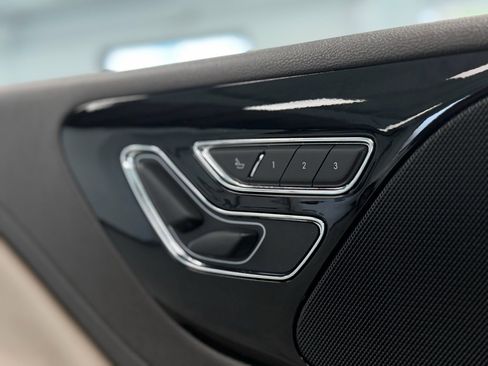 Used 2020 Lincoln Aviator Reserve w/ Equipment Group 201A image 17