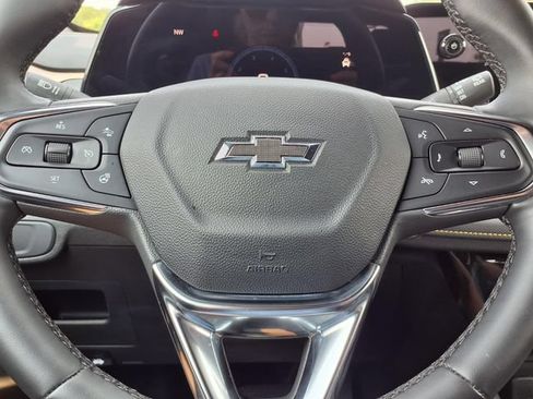 Used 2025 Chevrolet TrailBlazer ACTIV w/ Convenience Package FWD image 15