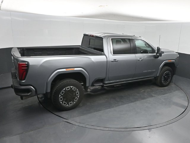 Used 2025 GMC Sierra 3500 Denali Ultimate AWD/4WD image 43