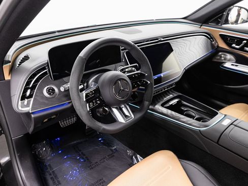 Used 2026 Mercedes-Benz E 53 AMG 4MATIC Sedan image 9