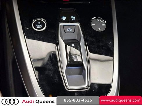 Used 2025 Audi Q4 e-tron Premium Plus w/ Premium Plus image 27