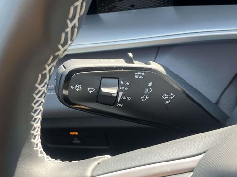 New 2026 Volkswagen Tiguan SE AWD/4WD image 24