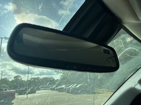 Used 2019 Toyota Tundra SR5 RWD image 11