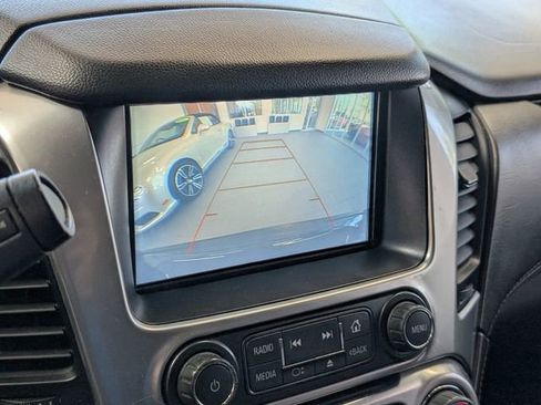 Used 2020 Chevrolet Suburban LT AWD/4WD image 19