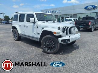 Used 2021 Jeep Wrangler Unlimited Sahara AWD/4WD video 1