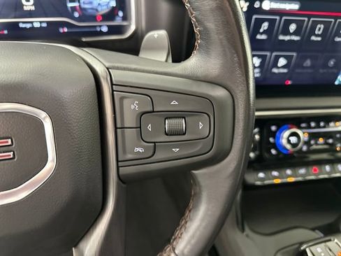 Used 2022 GMC Sierra 1500 AT4 w/ AT4 Premium Package image 16