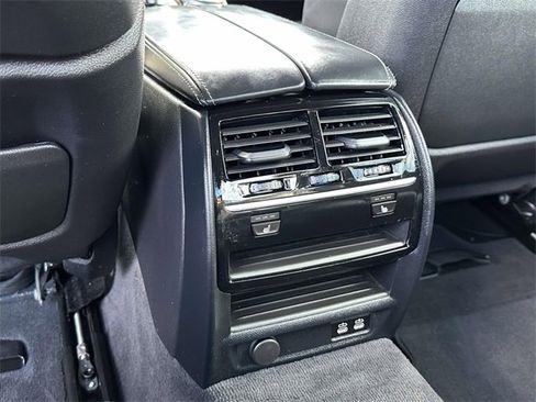 Used 2020 BMW 530i xDrive w/ Executive Package image 19