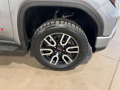 Used 2023 GMC Sierra 1500 AT4 w/ AT4 Premium Package image 41