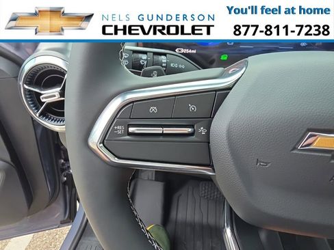 New 2026 Chevrolet Equinox EV LT image 27