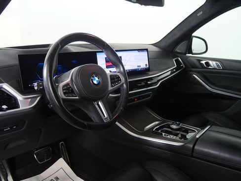 Used 2024 BMW X5 M60i AWD/4WD image 9