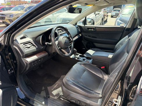 Used 2018 Subaru Outback 2.5i Limited AWD/4WD image 2