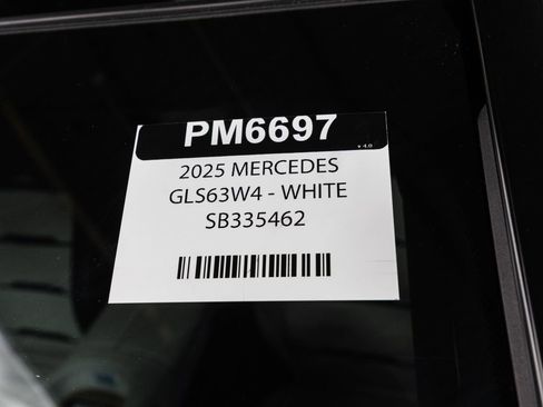 Used 2025 Mercedes-Benz GLS 63 AMG 4MATIC image 44