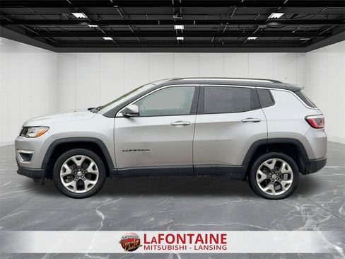 Used 2019 Jeep Compass Limited image 2